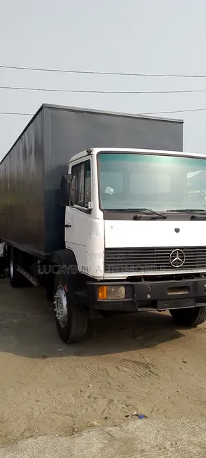 Mercedes Benz 1517 10 Bolt