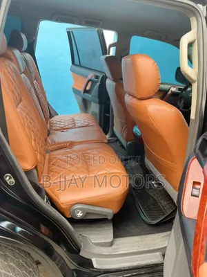 Toyota Land Cruiser Prado 2.7 i 2011 Black