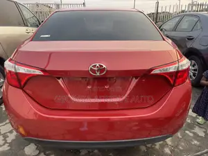 Toyota Corolla 2016 Red