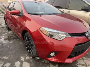 Toyota Corolla 2016 Red