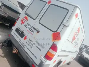 Mercedes-Benz Sprinter 2005 White