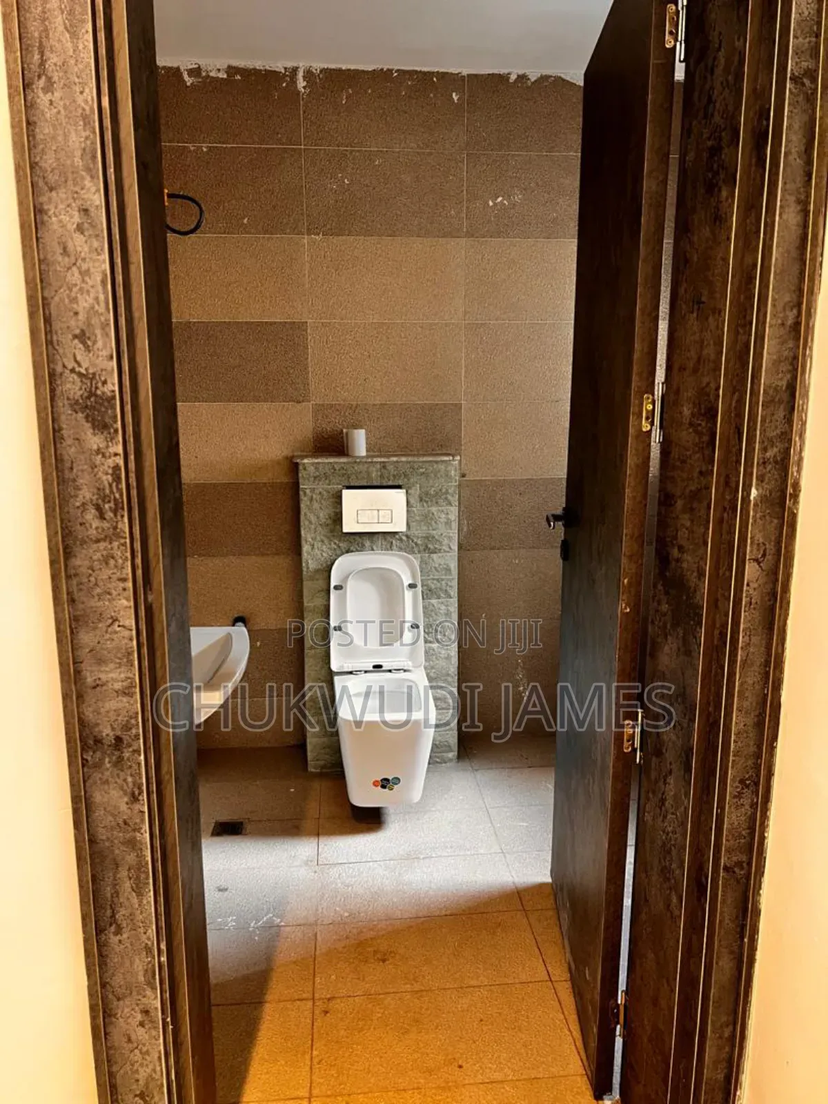 5bdrm Duplex in Garki Property, Area 11 for rent