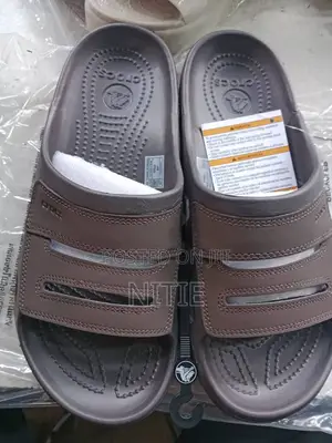 Quality Crocs Yukon Slides