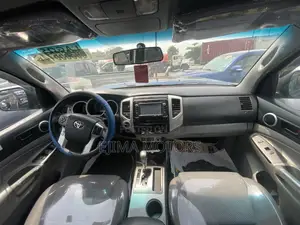 Toyota Tacoma 2014 Blue