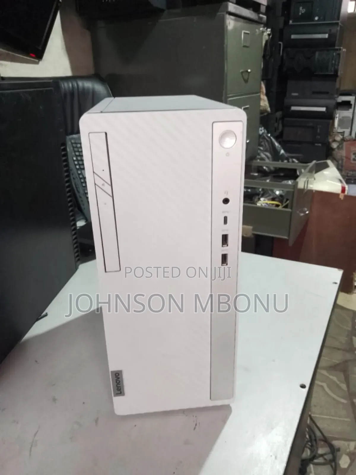 Desktop Computer Lenovo 8GB Intel Core I3 SSD 256GB