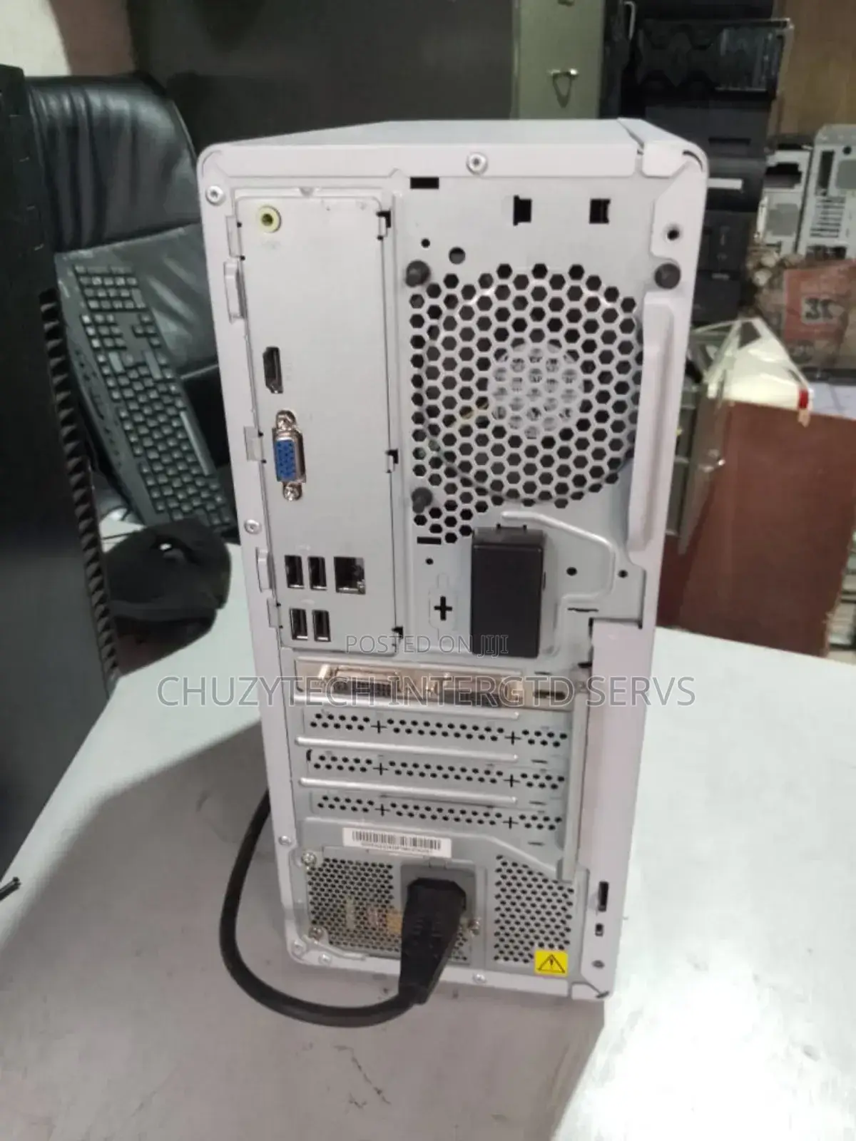 Desktop Computer Lenovo 8GB Intel Core I3 SSD 256GB