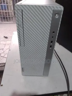 Desktop Computer Lenovo 8GB Intel Core I3 SSD 256GB