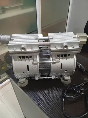 Oiless Vacuum Pump