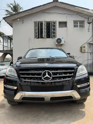 Mercedes-Benz M Class ML 350 4Matic 2012 Matt Black