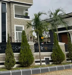 Furnished 6bdrm Duplex in Lugbe District for sale
