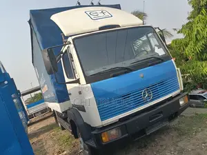 Mercedes Benz German Truck 6bolt