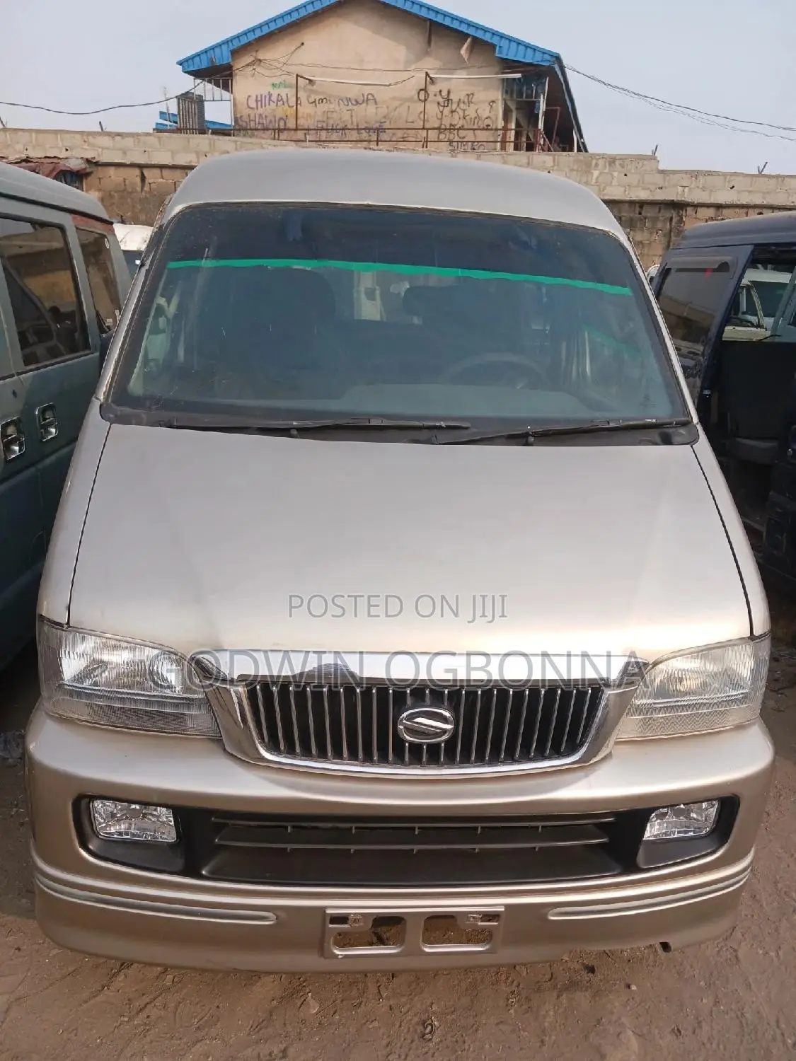 Suzuki Every 2010 Gold