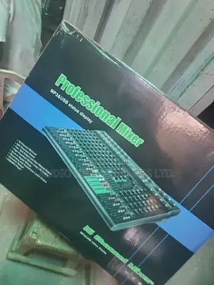 Yamaha 16 Channel Mixer DSP