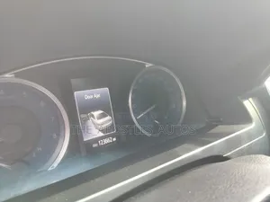 Toyota Camry 2016 Silver