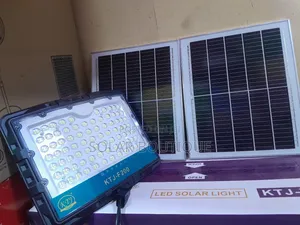 200w Dual Panel Solar Flood Light