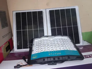 200w Dual Panel Solar Flood Light