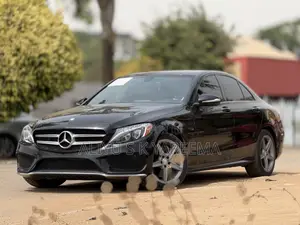 Mercedes-Benz C400 2015 Black