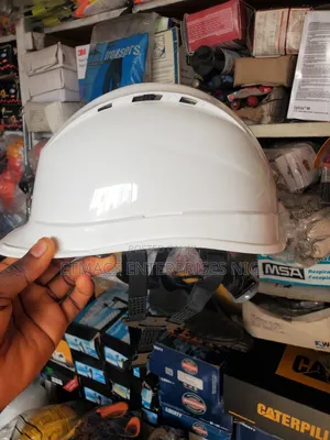 Helmet With 4 Chin Stripes