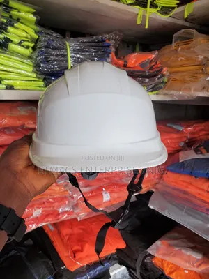 Delta-plus Helmet