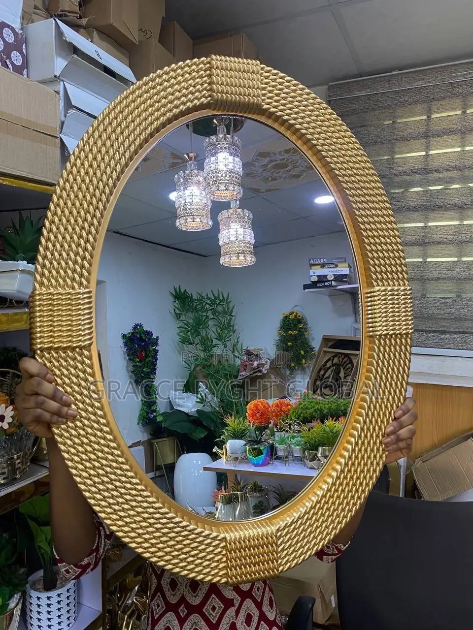 Oval Rattan Edges Decorative Mirror