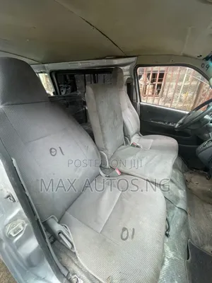 Toyota HiAce 2009 Silver