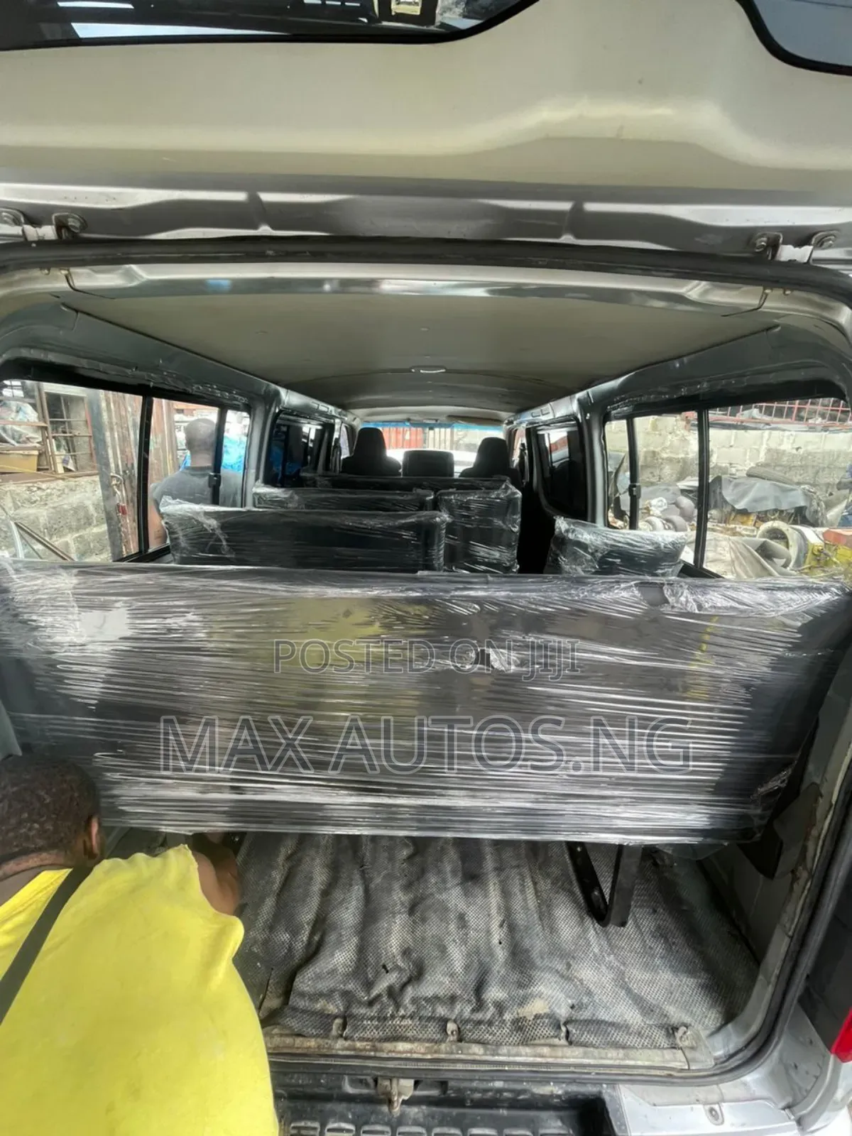 Toyota HiAce 2009 Silver