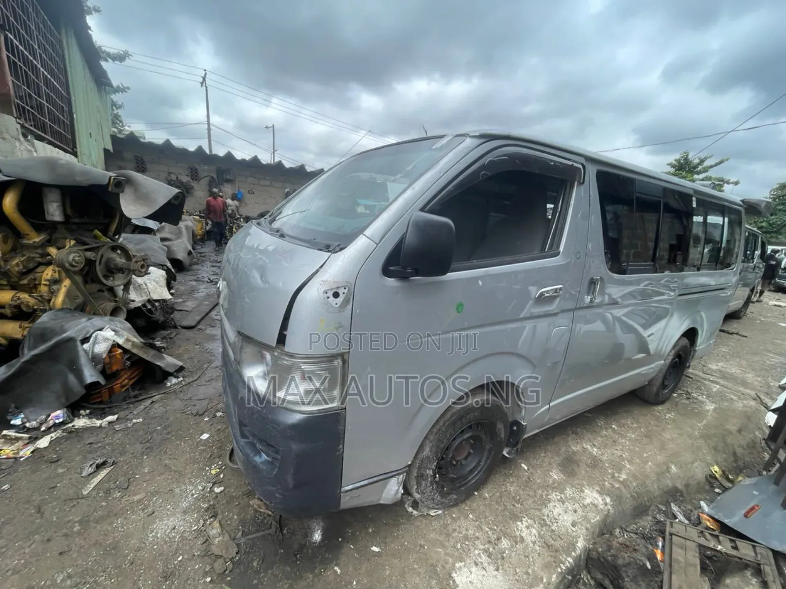Toyota HiAce 2009 Silver
