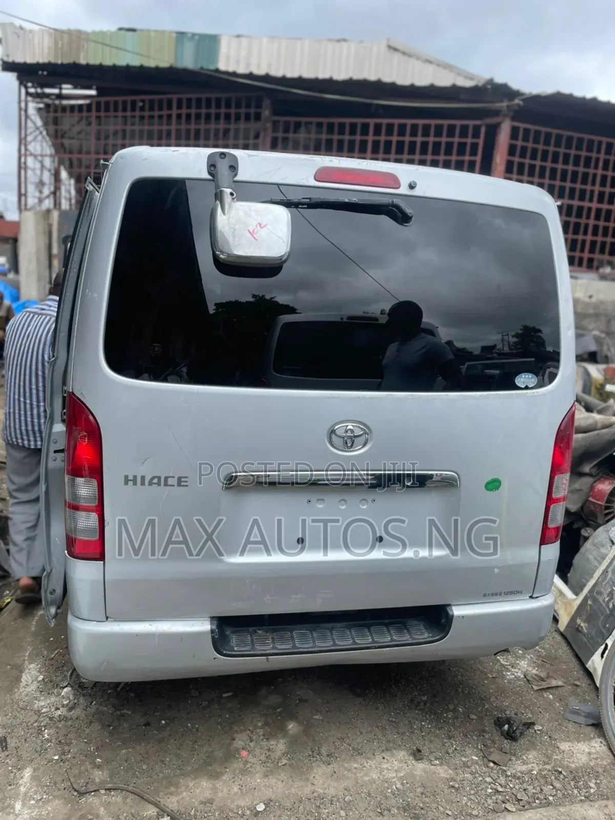 Toyota HiAce 2009 Silver