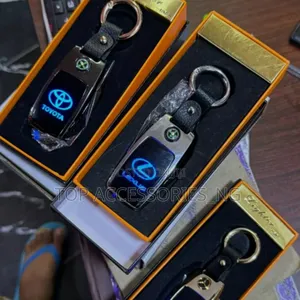 Led Keyholder With Automatic Cigarette Lighter