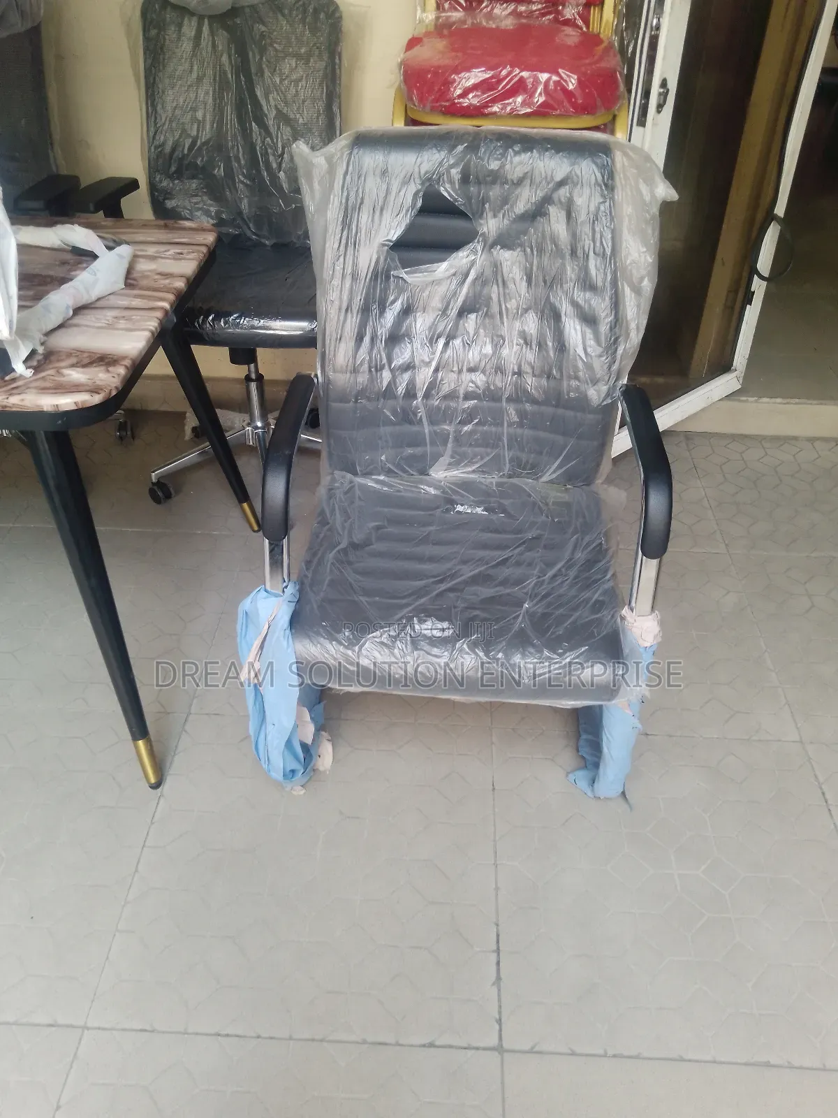 Quality Wave Chair