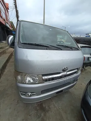 Toyota HiAce 2010 Grey