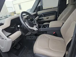 Land Rover Defender 2022 Blue