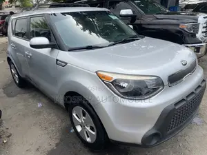 Kia Soul 4dr Wagon (1.6L 4cyl 6M) 2015 Silver