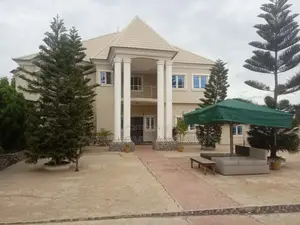 5bdrm Duplex in Adetokun Street Aft for sale