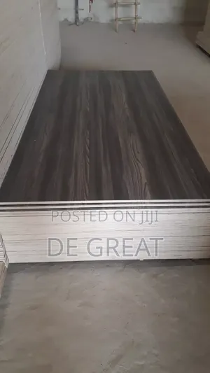 HDF Strip White and Black