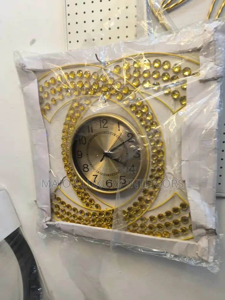 Morden Wall Clock