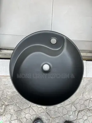Executive Round Basin
