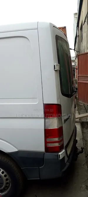 Mercedes-Benz Sprinter 2005 White