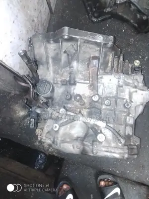 Toyota Corolla Gear Box 2005