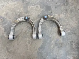 Set Of Front Upper Arms Gle New Model W167