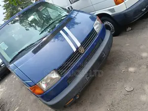 Volkswagen Transporter 2000 Blue