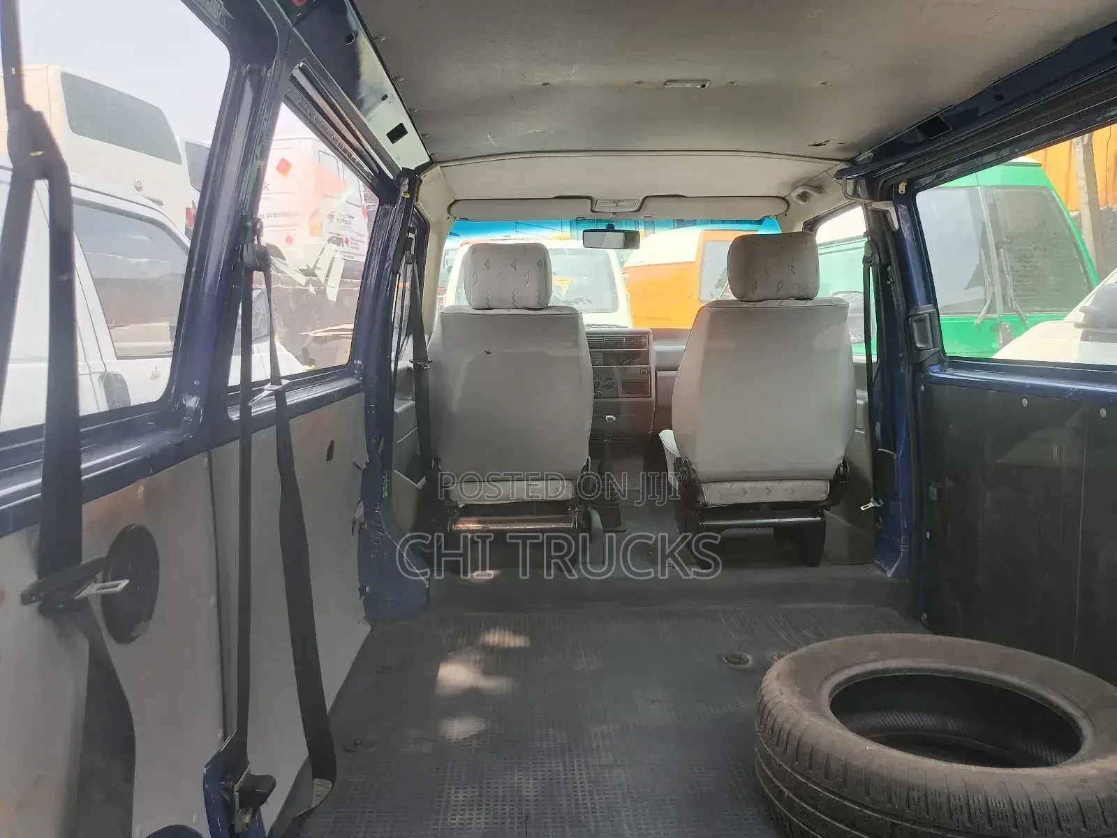 Volkswagen Transporter 2000 Blue