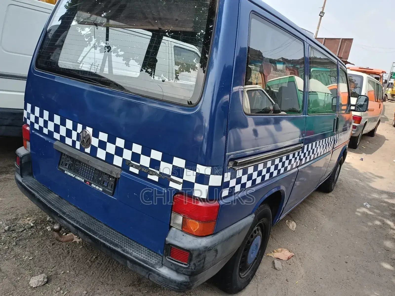 Volkswagen Transporter 2000 Blue
