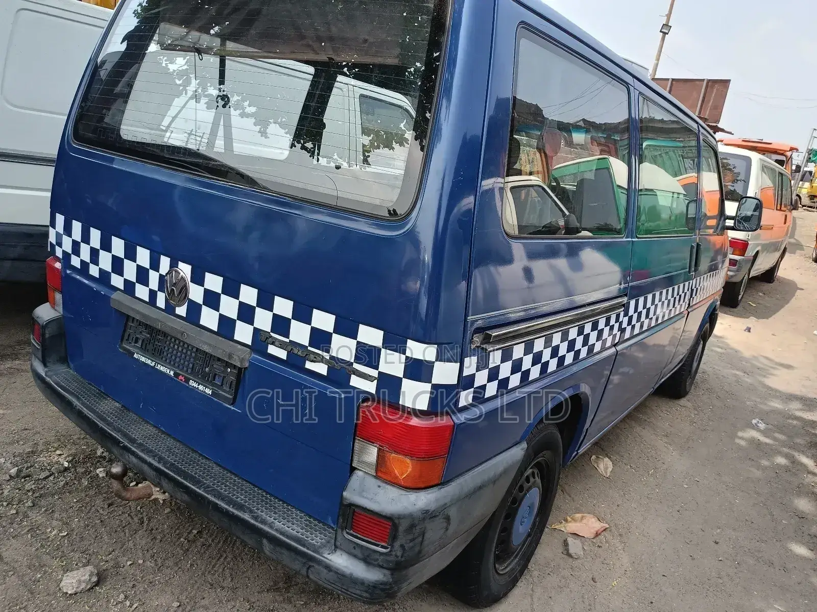 Volkswagen Transporter 2000 Blue