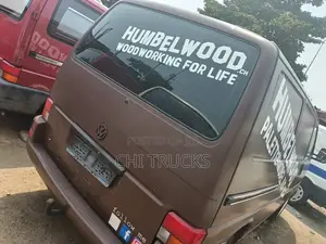 Volkswagen Transporter 2004 Brown