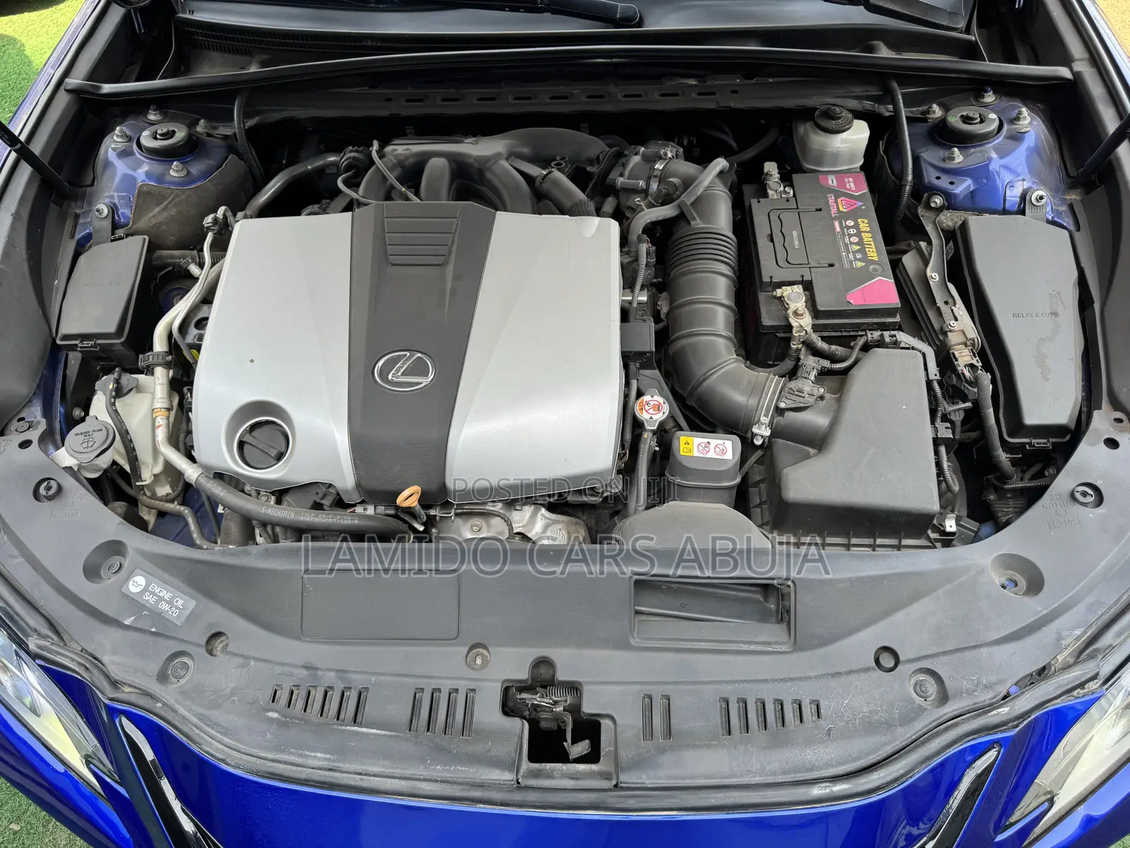 Lexus ES 2019 Blue