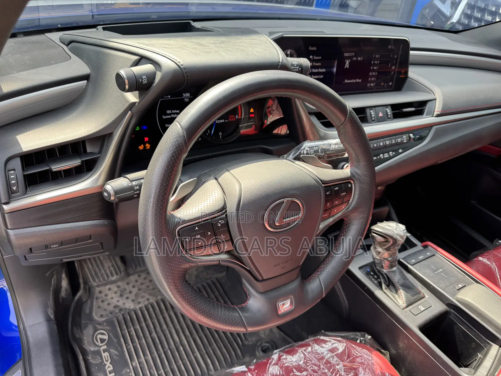 Lexus ES 2019 Blue
