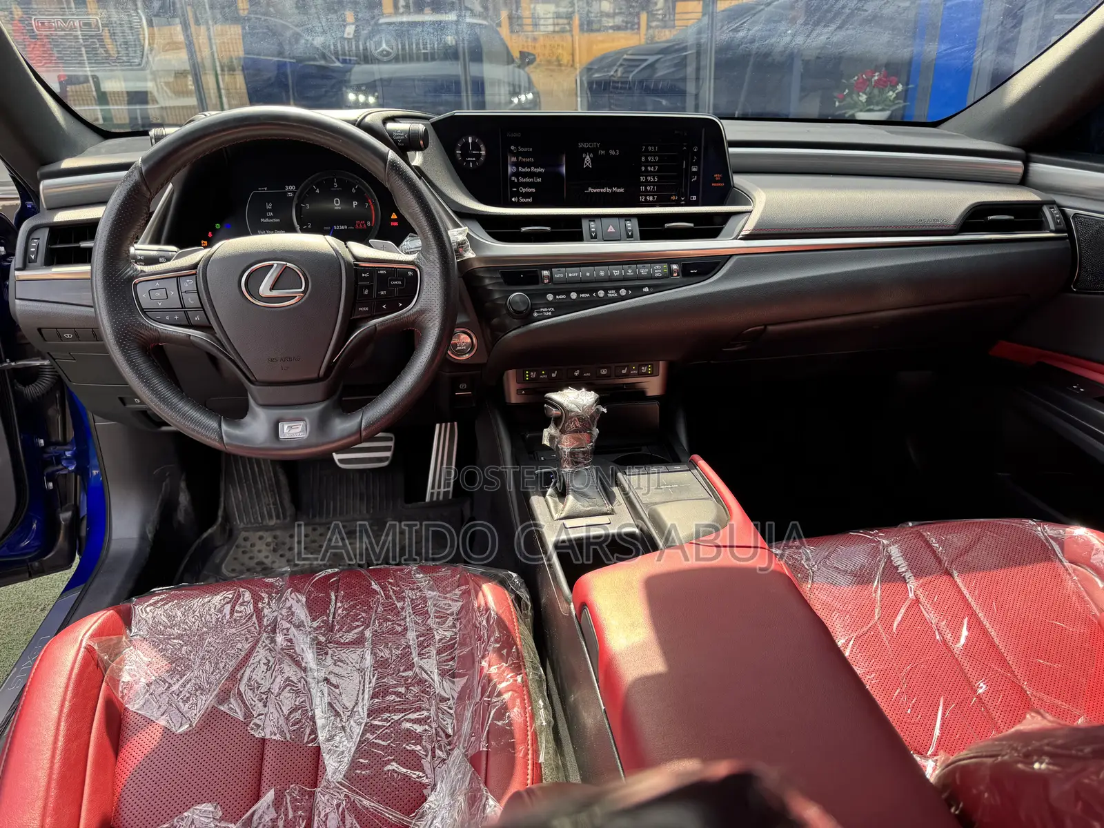 Lexus ES 2019 Blue