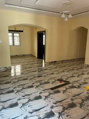 3bdrm Apartment in Ogombo, Ajah for rent