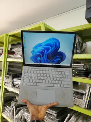 Laptop Microsoft Surface Laptop 2 8GB Intel Core I5 SSD 256GB
